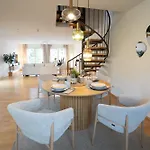 Stilvolle Maisonette Mit Charme באד הונף אם ריין