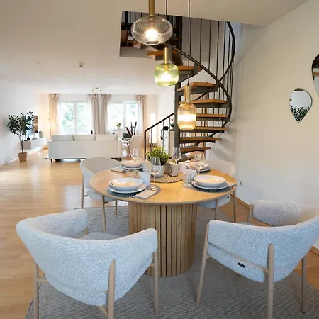 Stilvolle Maisonette Mit Charme バート・ホンネフ・アム・ライン